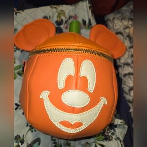 Disney Loungefly Crossbody Bag - Mickey Mouse Glow in the Dark Pumpkin